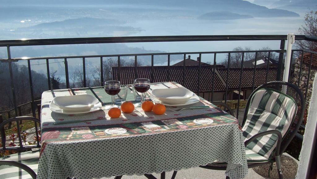 Apartament Casa Delle Camelie Sorico Zewnętrze zdjęcie