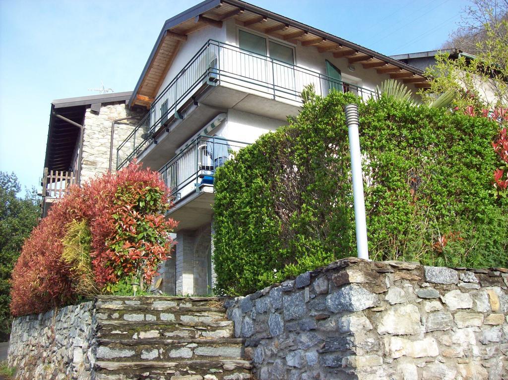 Apartament Casa Delle Camelie Sorico Zewnętrze zdjęcie