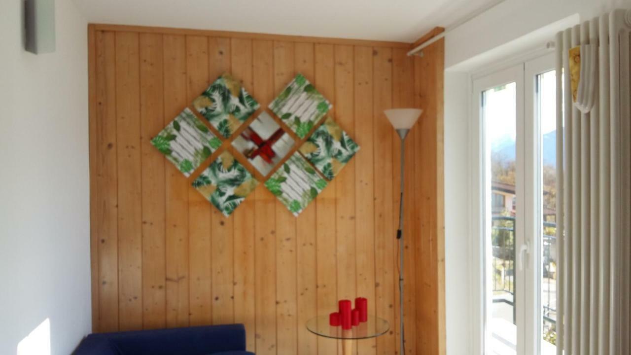 Apartament Casa Delle Camelie Sorico Zewnętrze zdjęcie